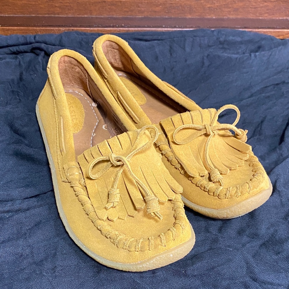 Fossil Moccasins Size 6